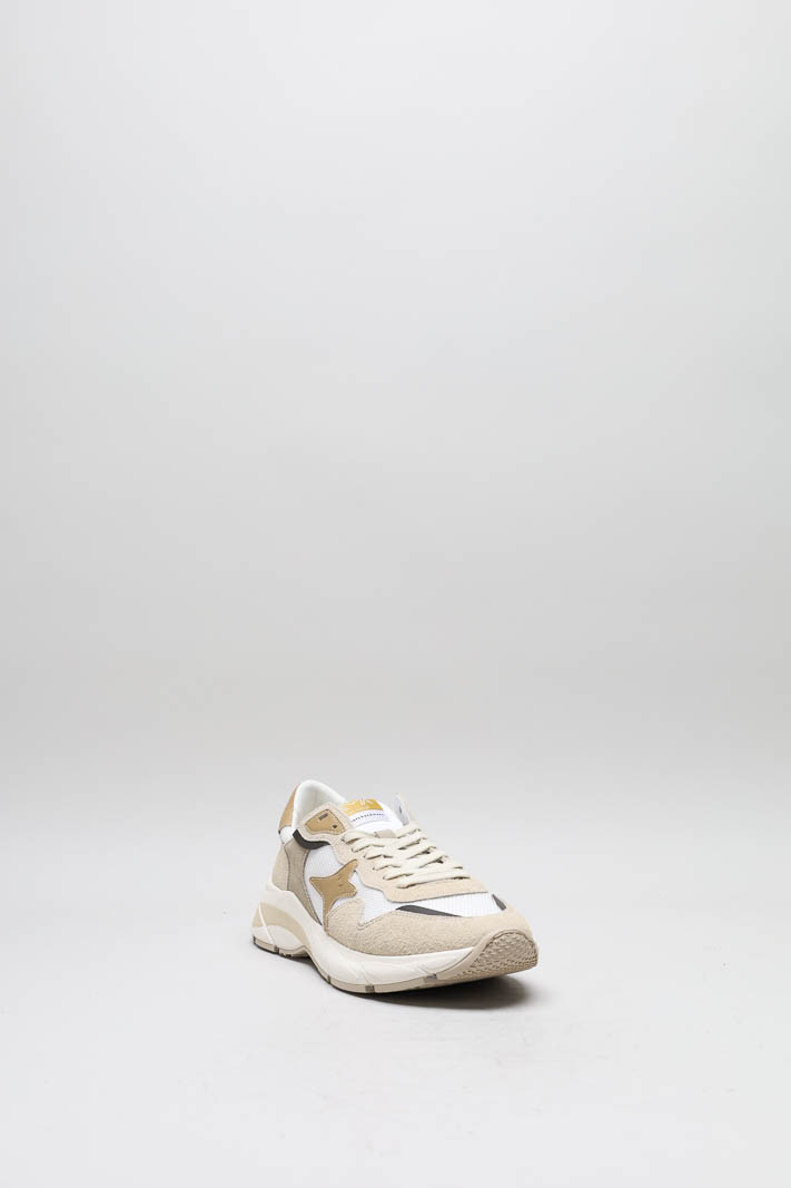 Beige Sneaker