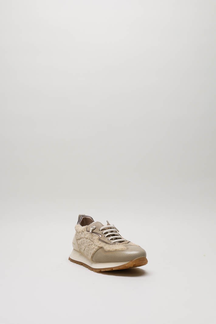 Beige Sneaker image