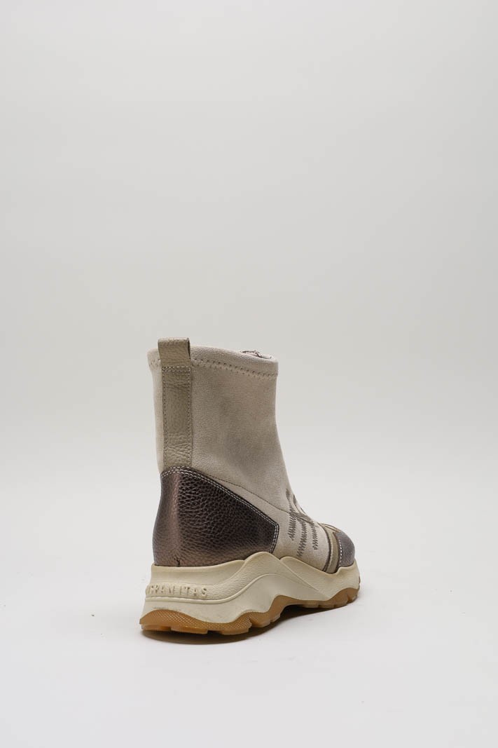 Taupe Enkellaars plat image