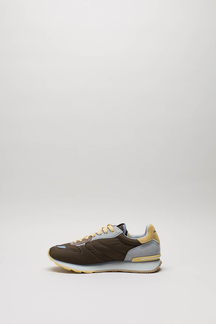 Bruin Sneaker image