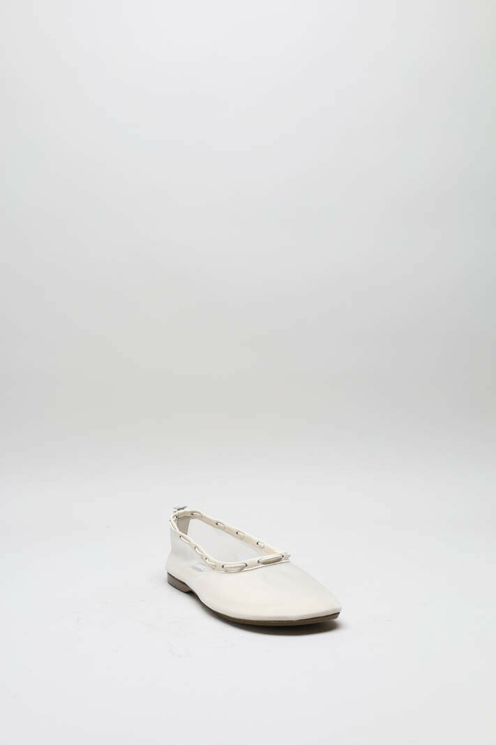 Ecru Ballerina image