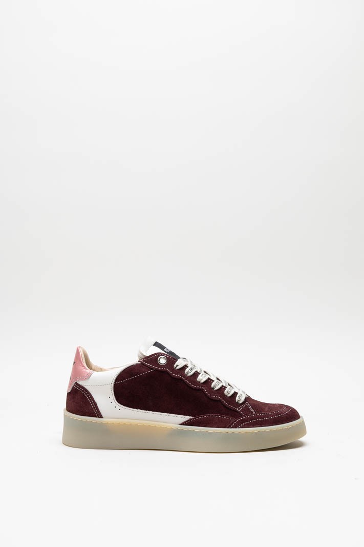 Bordeaux Sneaker