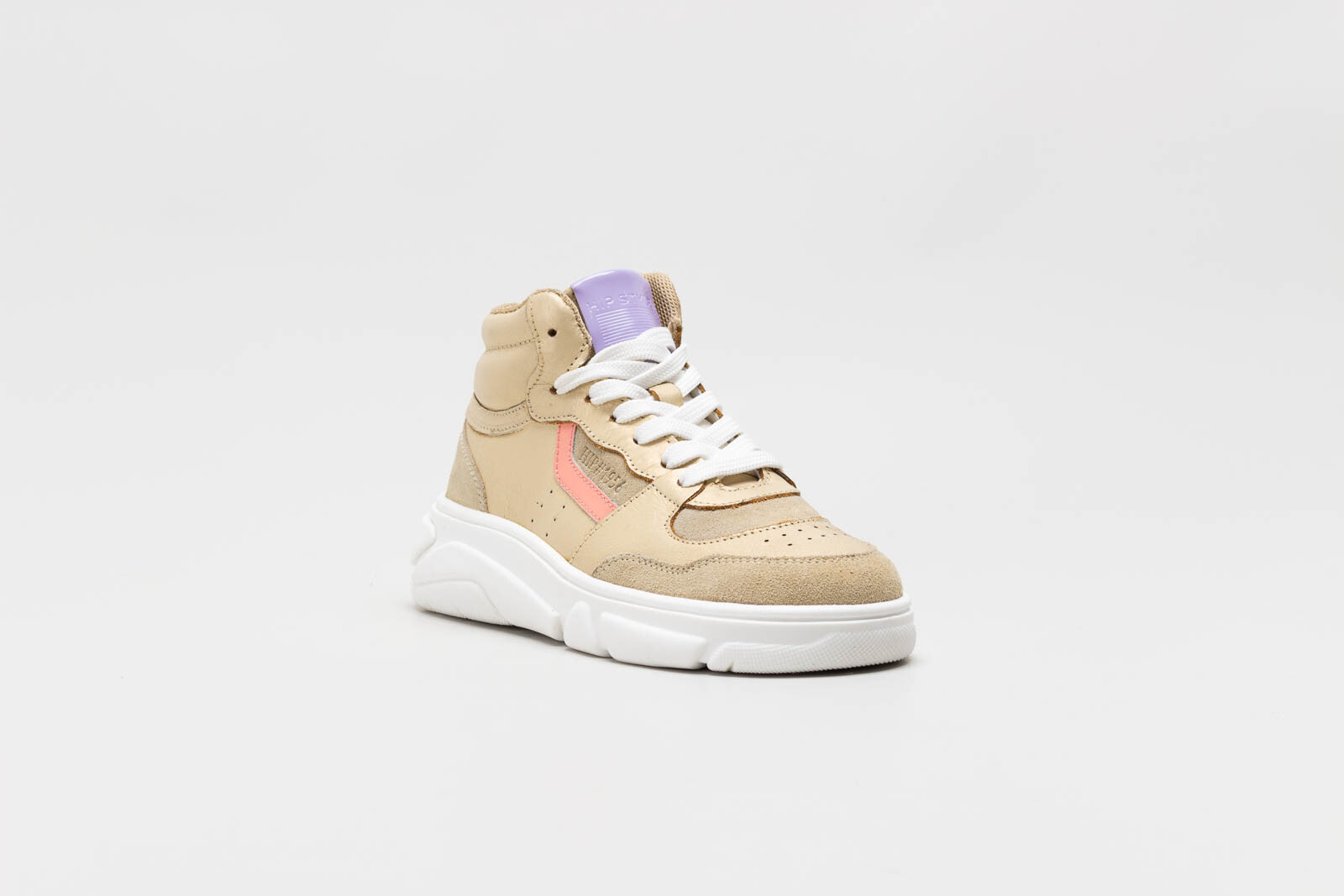 Beige Sneaker