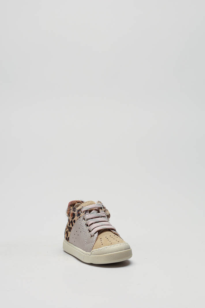 Beige Sneaker image