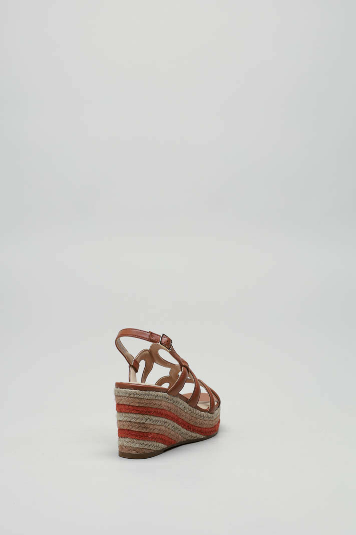 Cognac Sandaal sleehak image