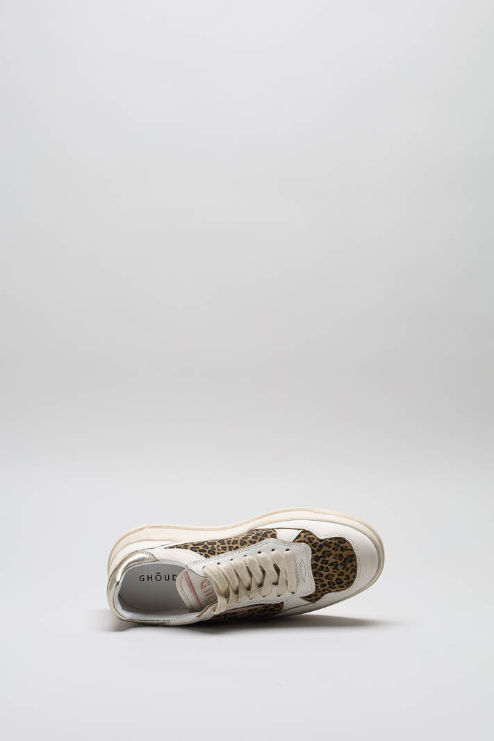 Beige Sneaker image