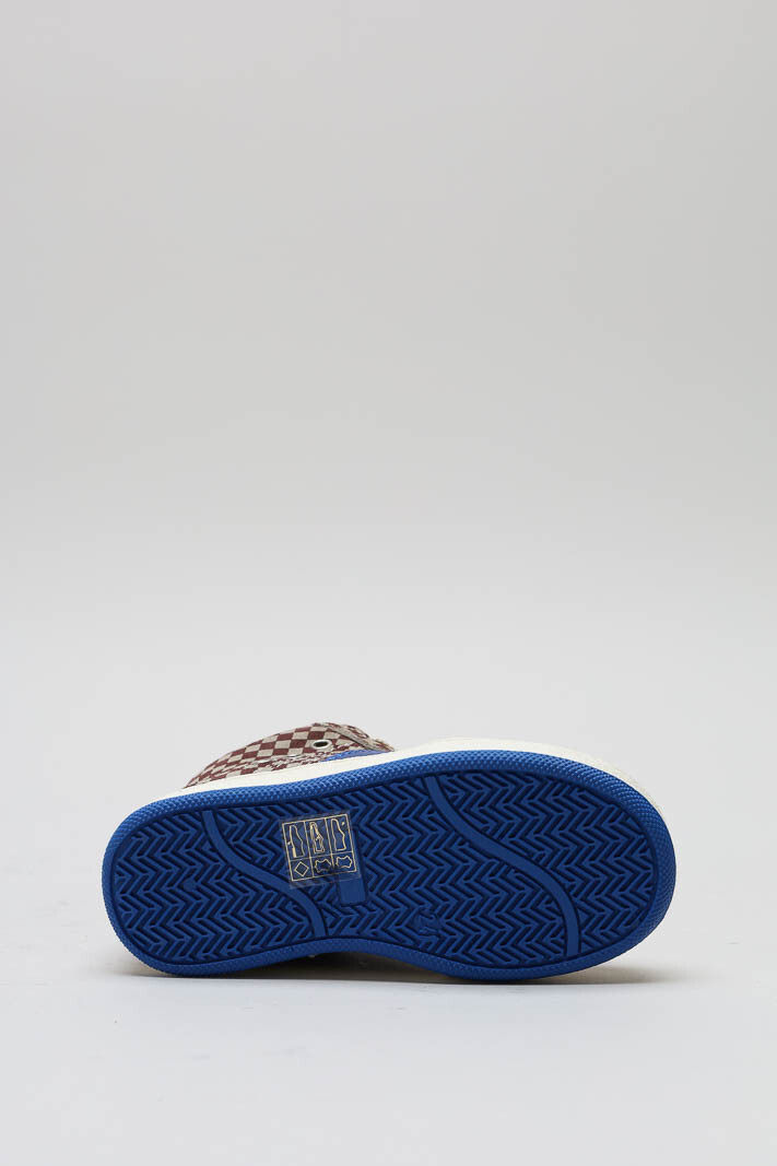 Bordeaux Sneaker image