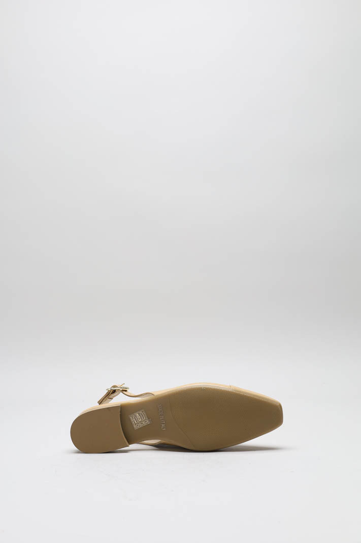 Beige Ballerina image