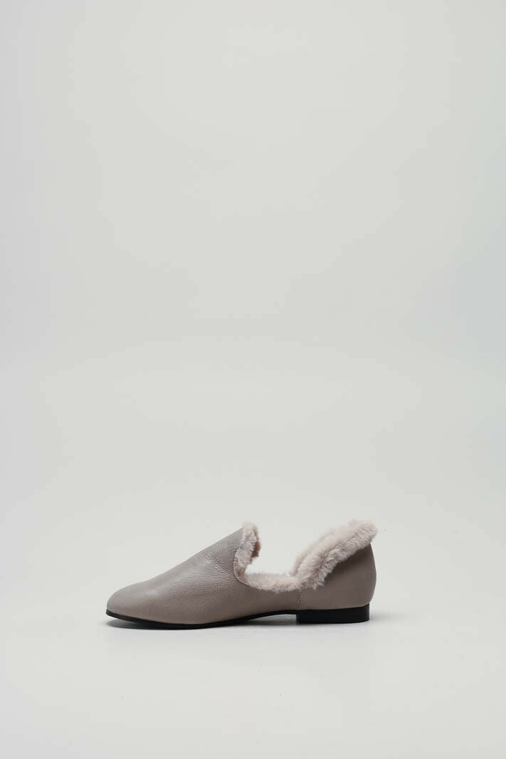 Taupe Instapper image