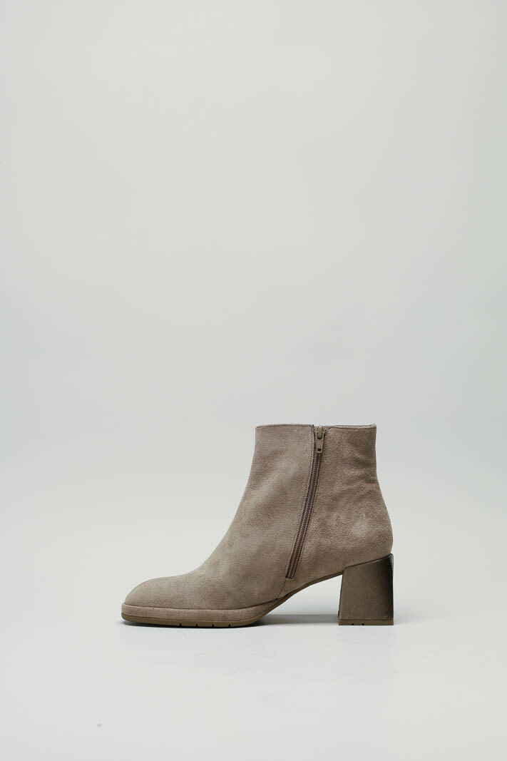 Taupe Enkellaars hak image