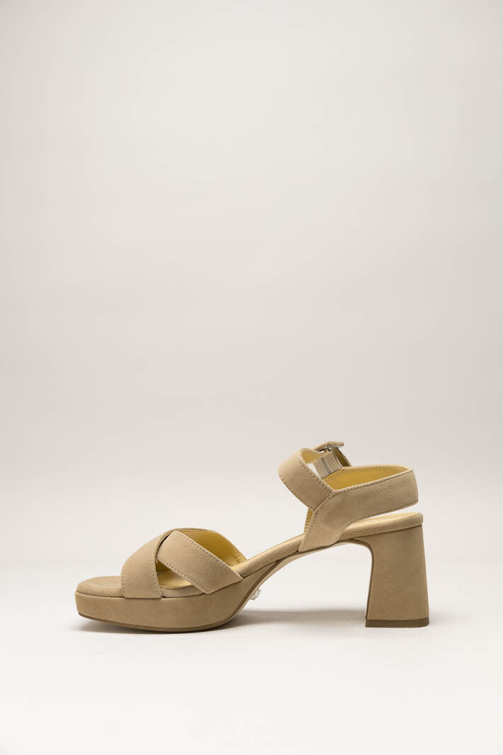 Beige Sandaal hak image
