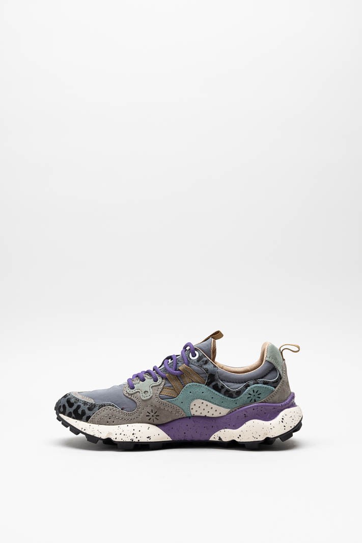 Multi Sneaker image
