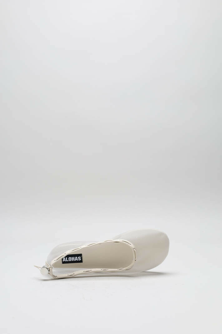 Ecru Ballerina image