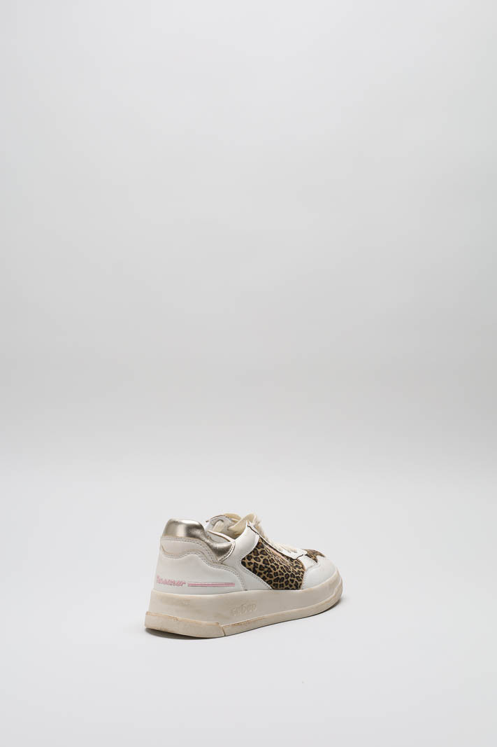 Beige Sneaker image