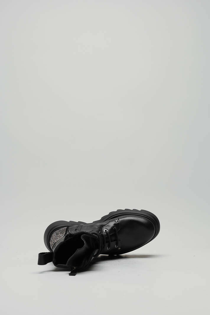 Zwart Veterbottine image