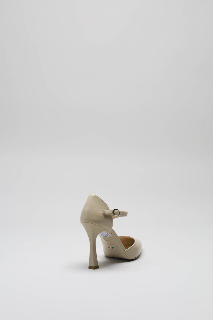 Beige Pump image