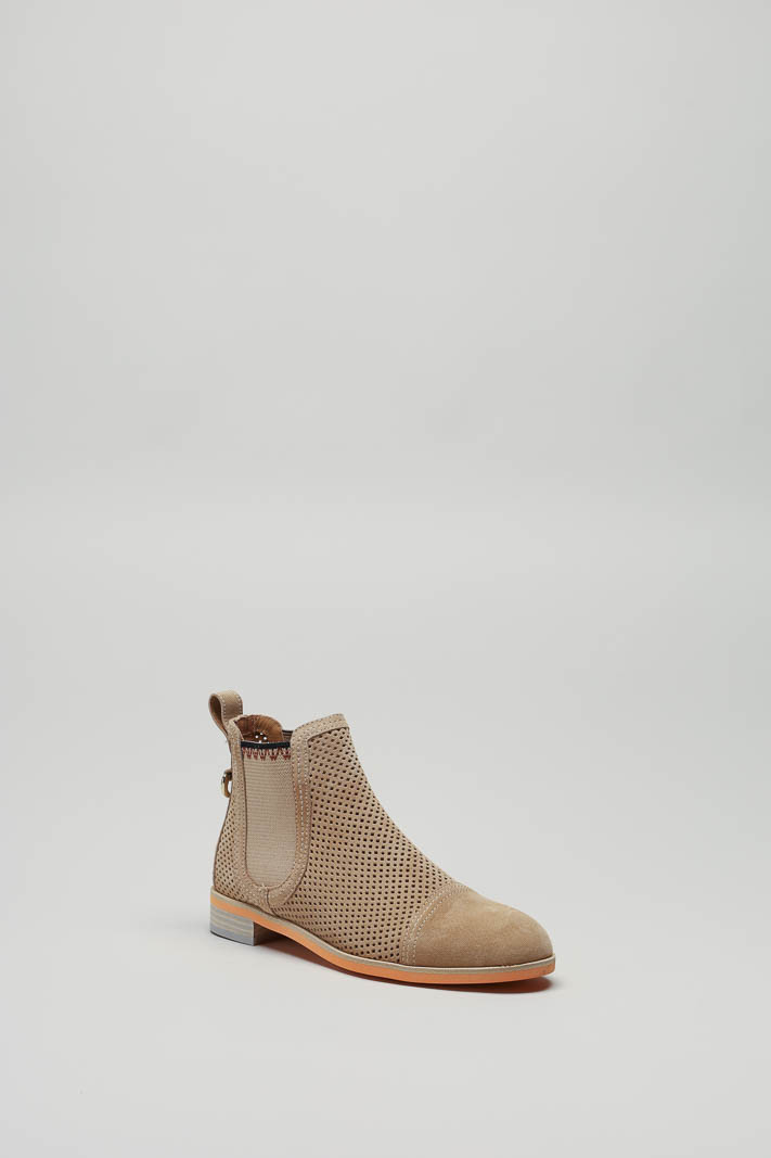 Beige Enkellaars plat