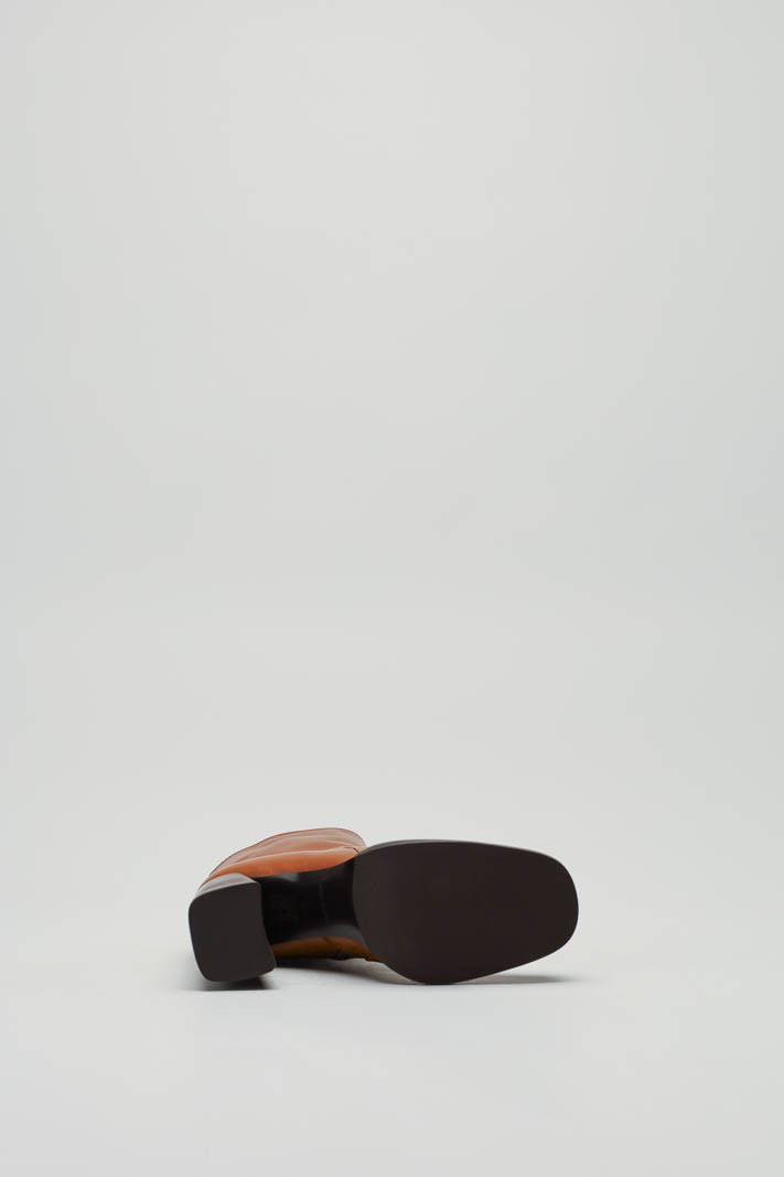 Cognac Enkellaars hak image