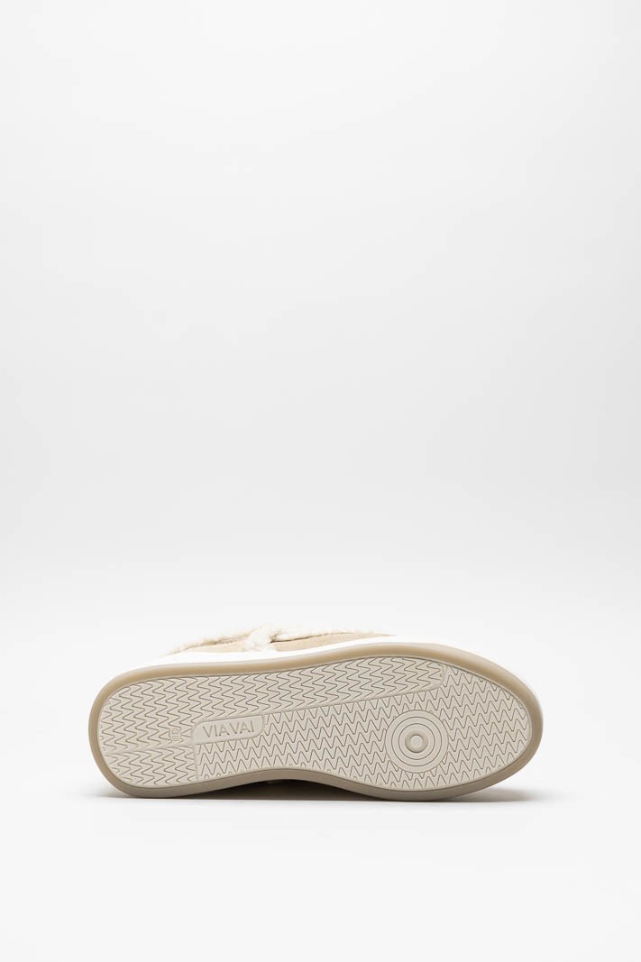 Beige Sneaker image