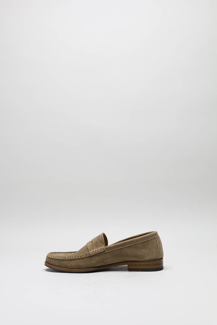 Taupe Mocassin image