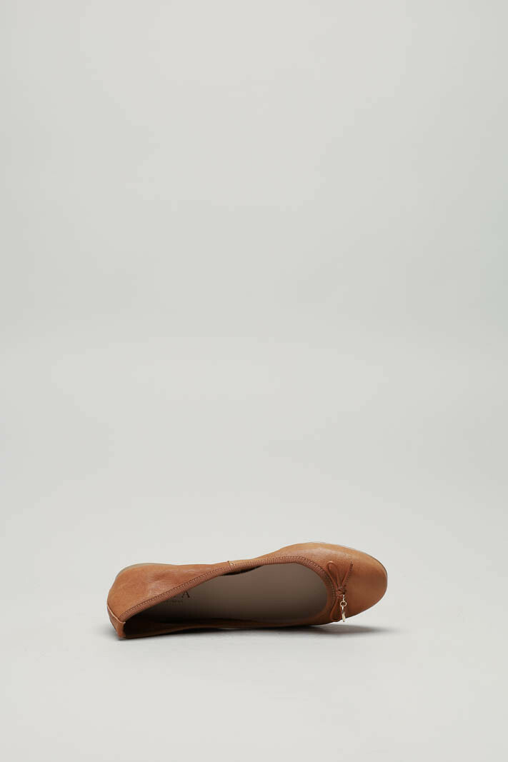 Cognac Ballerina image