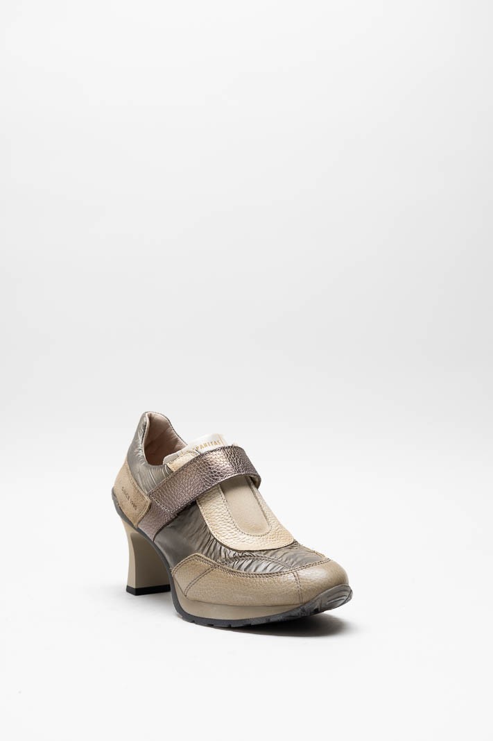 Taupe Pump