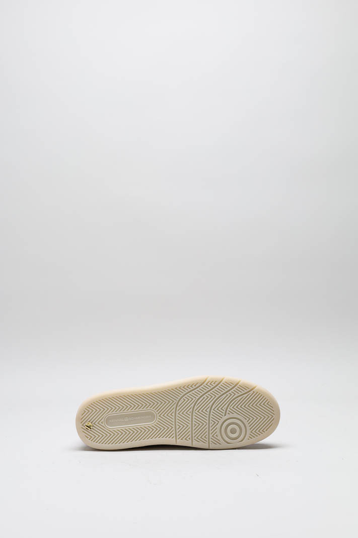 Bordeaux Sneaker image