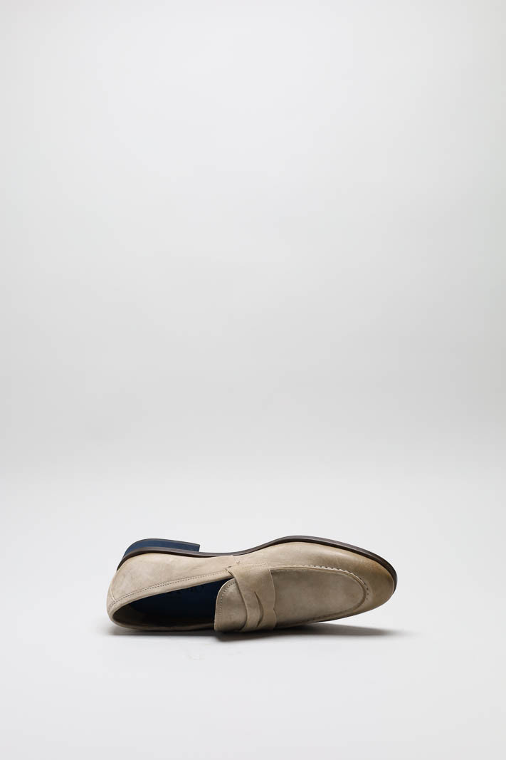 Taupe Mocassin image