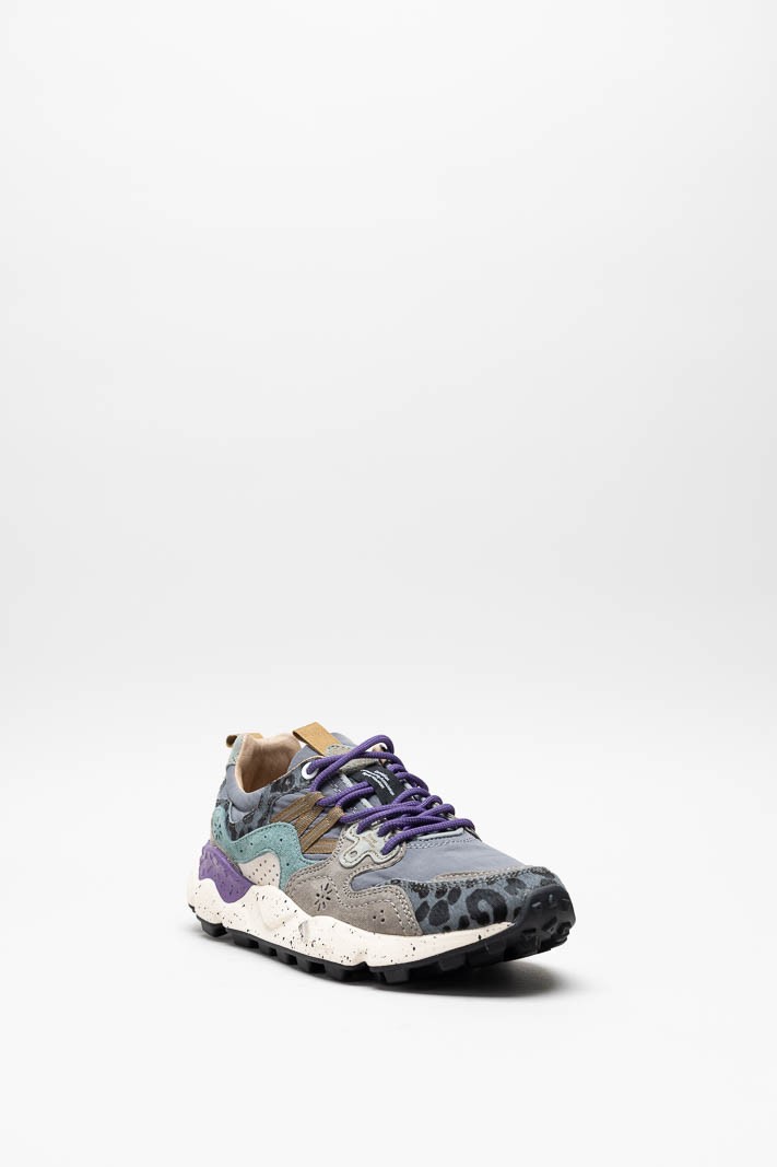 Multi Sneaker image