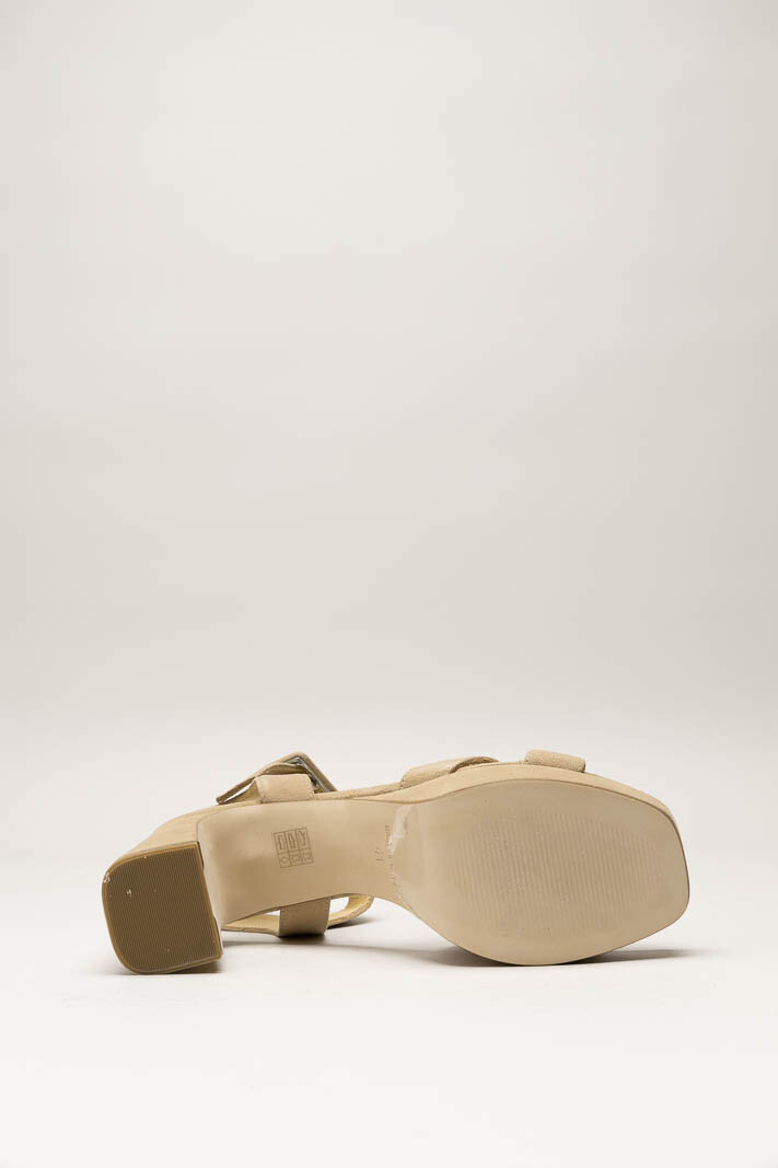 Beige Sandaal hak image
