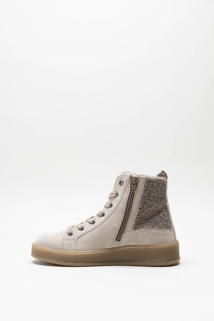 Taupe Sneaker image
