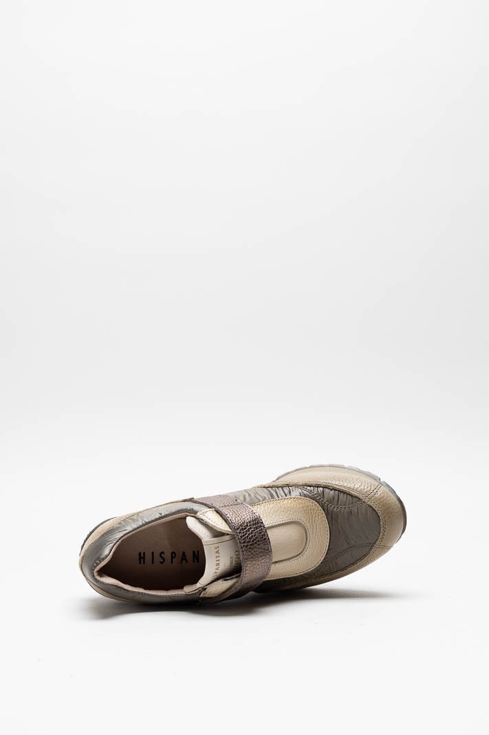 Taupe Pump image