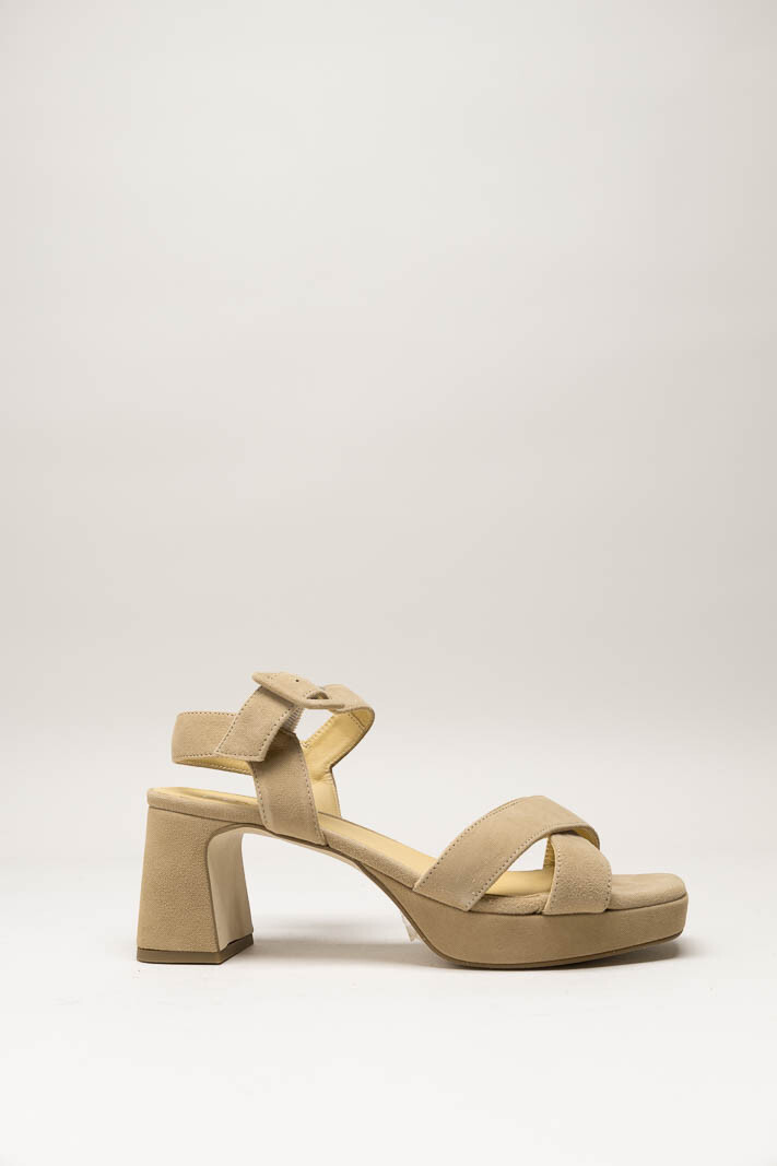 Beige Sandaal hak