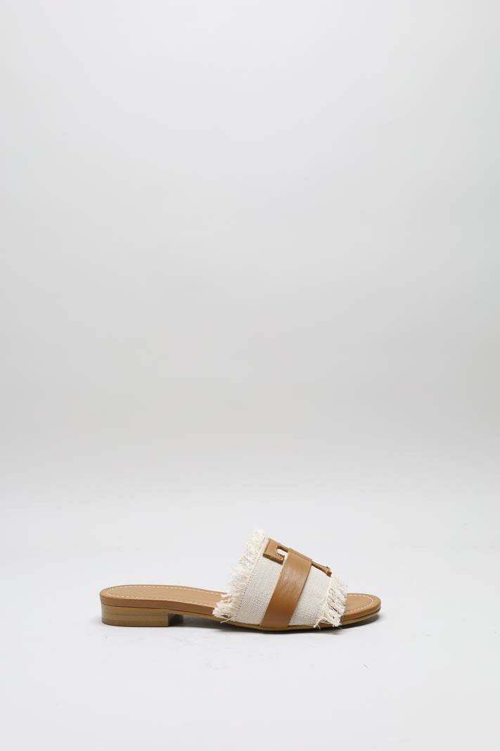 Bruin Slipper