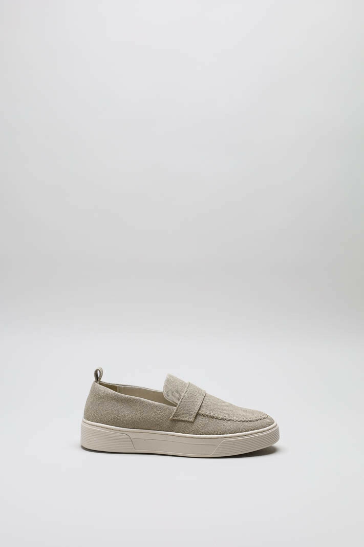 Beige Mocassin
