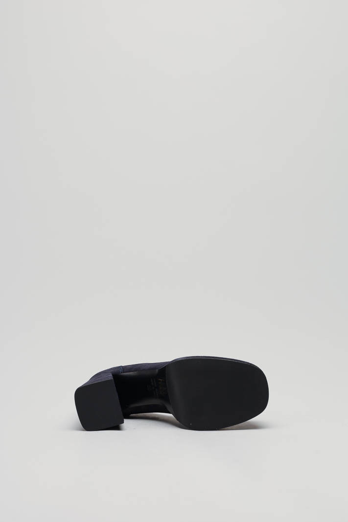 Donkerblauw Instapper image