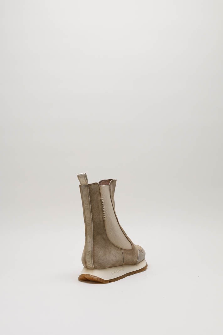 Taupe Enkellaars plat image