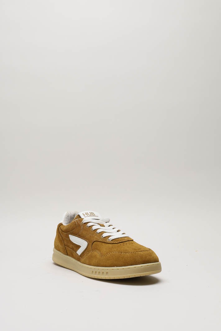 Camel Sneaker