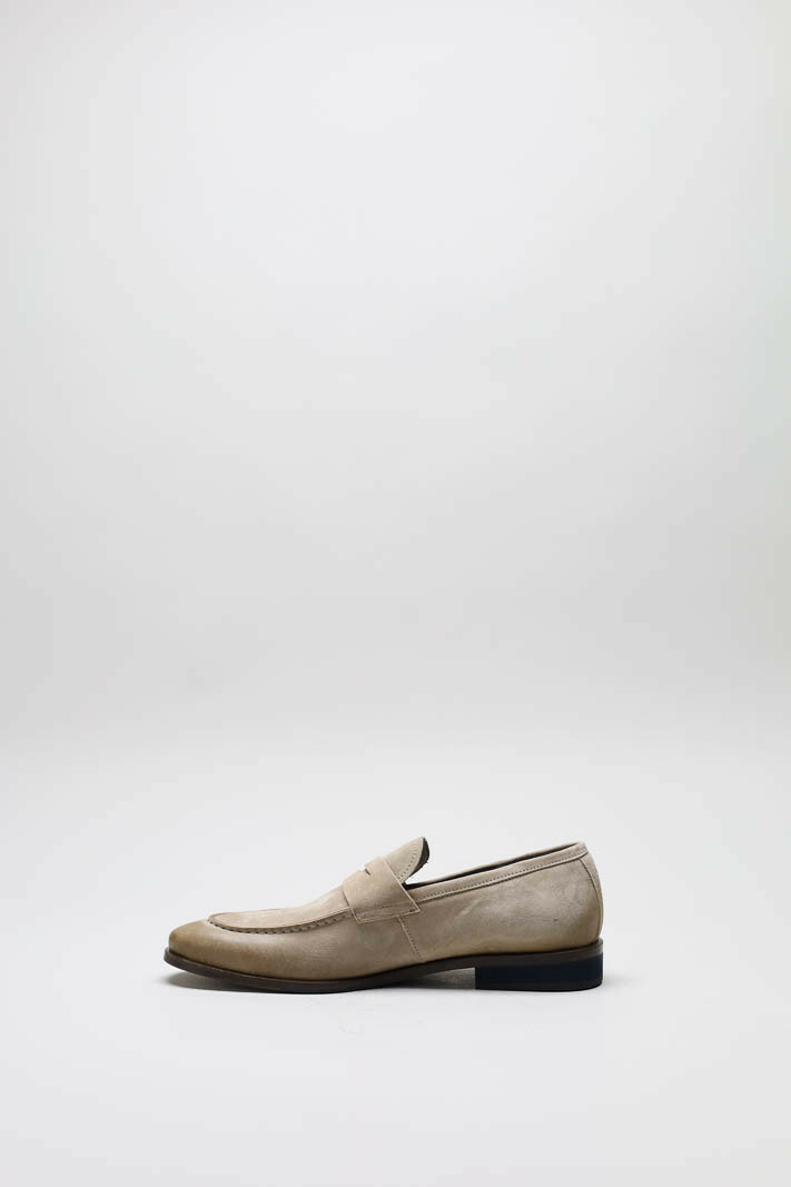 Taupe Mocassin image