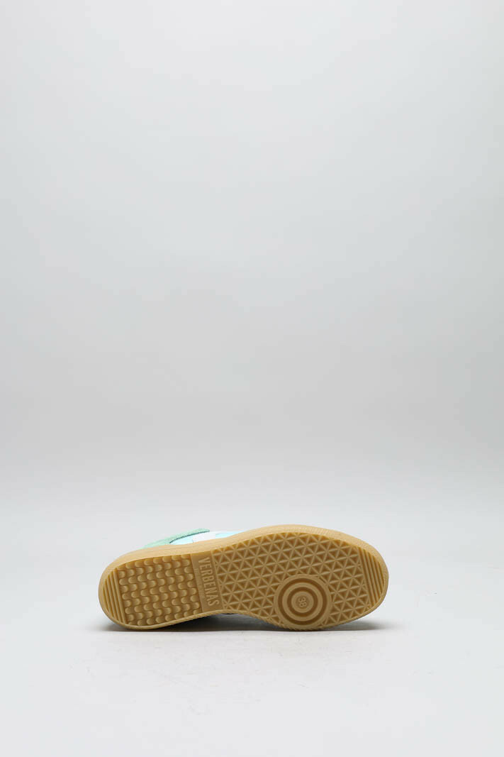 Watergroen Sneaker image