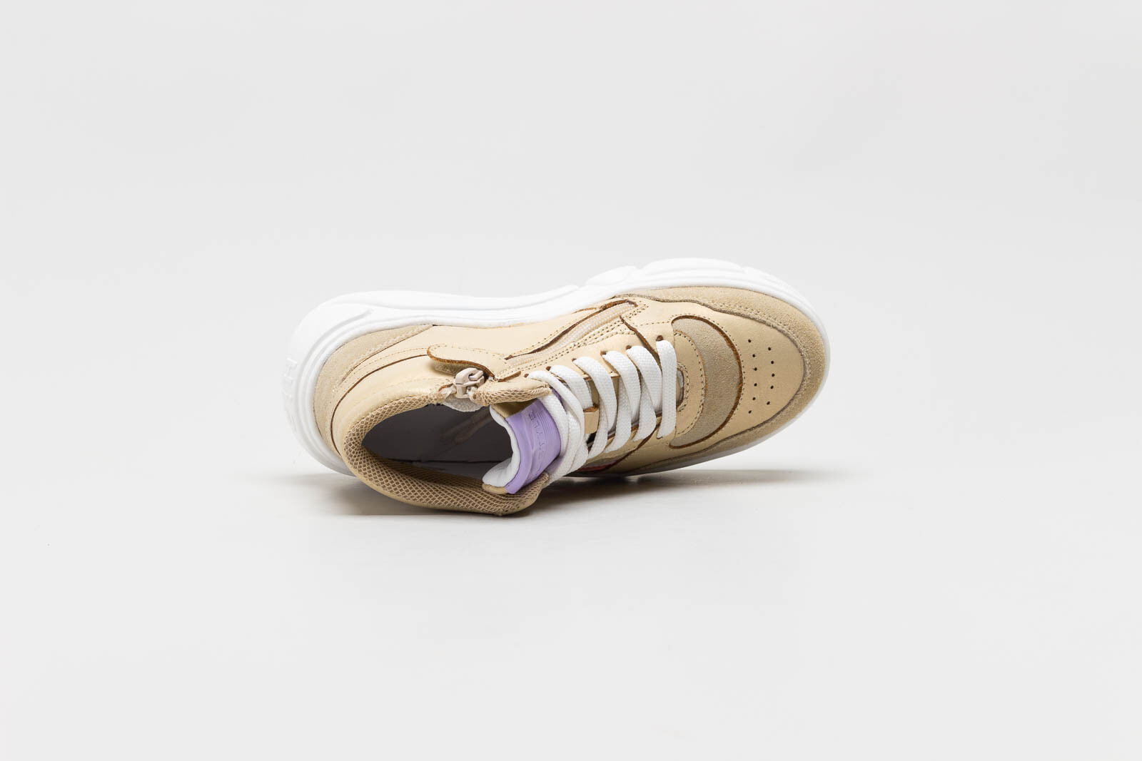 Beige Sneaker image