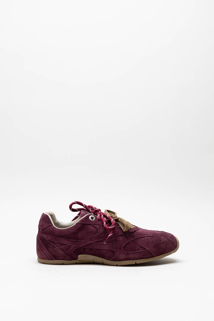 Bordeaux Ballerina