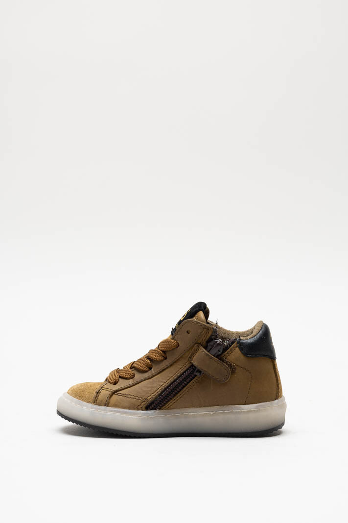 Camel Sneaker image
