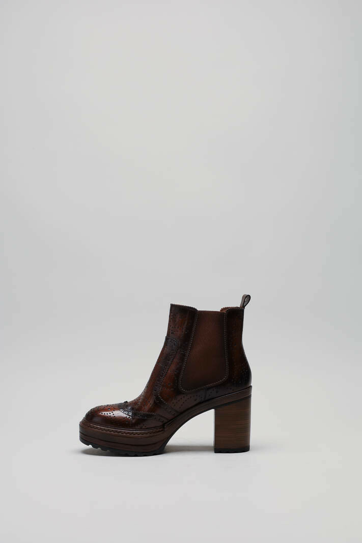 Bruin Enkellaars hak image