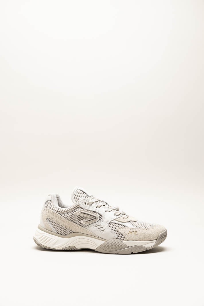 Beige Sneaker