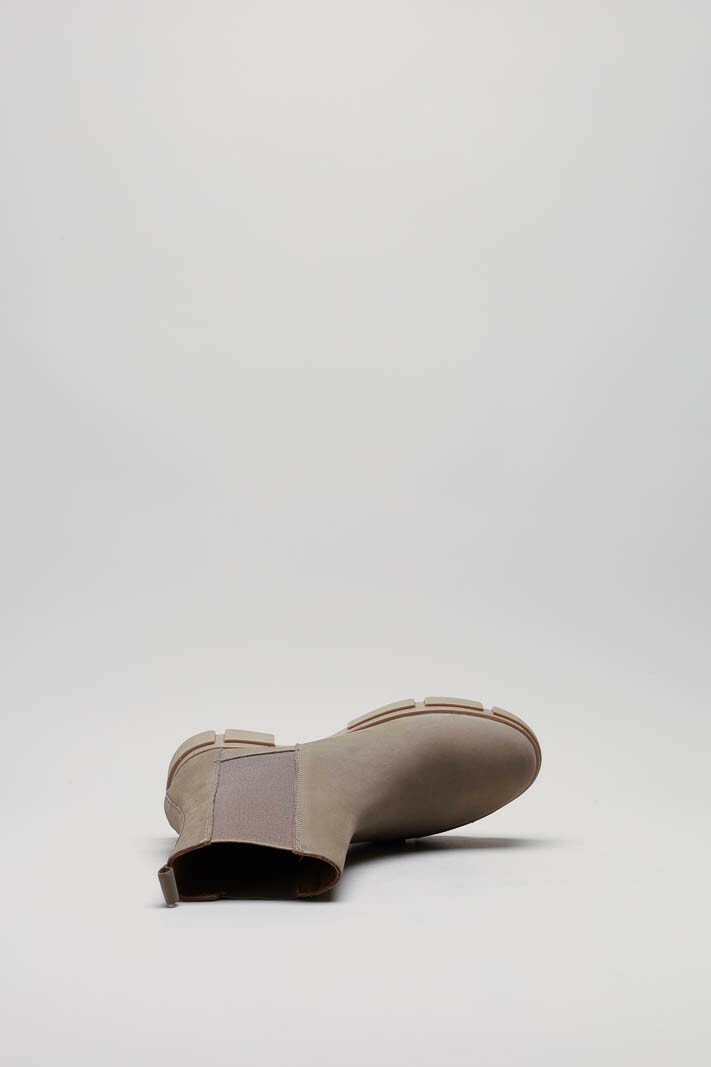 Taupe Enkellaars plat image