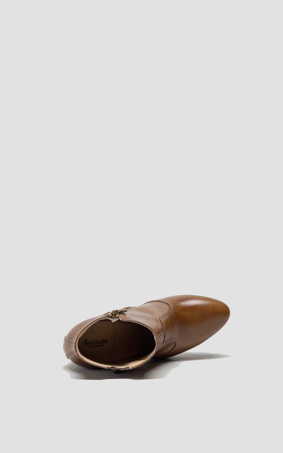 Cognac Enkellaars hak image