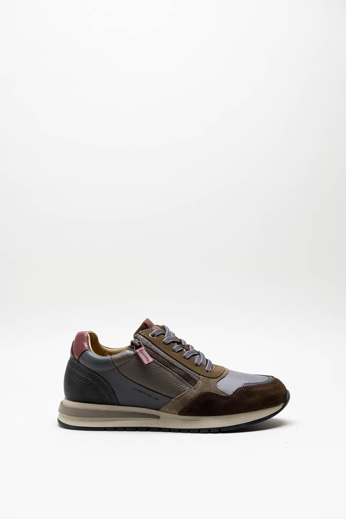 Bruin Sneaker