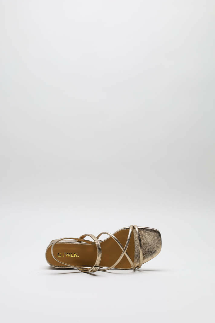 Brons Sandaal plat image