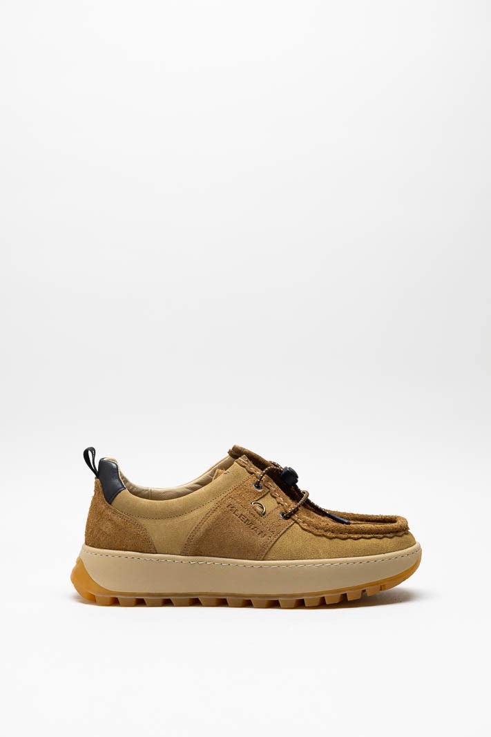 Camel Sneaker